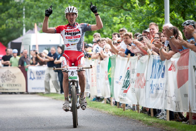 Milan Spěšný vítězí