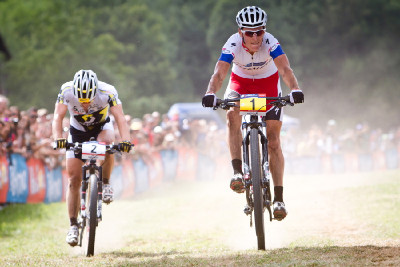 Jaroslav Kulhavý vítězí