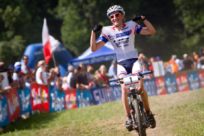 Julie Bresset vítězí ve světovém poháru!