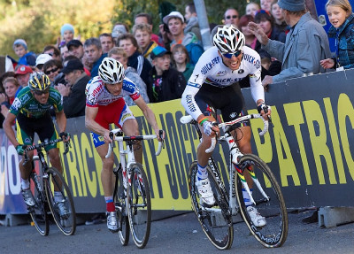 Nájezd do posledního kola, Štyby se snaží o únik