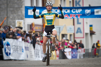 Christoph Pfingsten vítězí