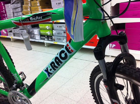 Hypermarketové biky 2011