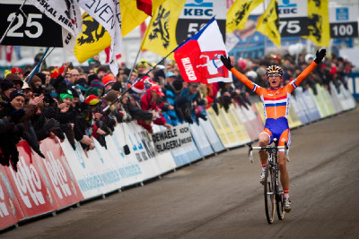 Marianne Vos popáté mistryní světa