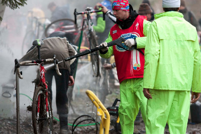  - v depu jely wapky na plné obrátky