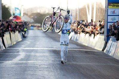 - Zdeněk Štybar a růžovka nad hlavou