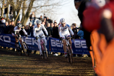  - trojice Pauwels, Štybar a Šimůnek v úniku
