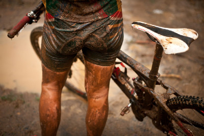 závod žen do 23 let po lijáku