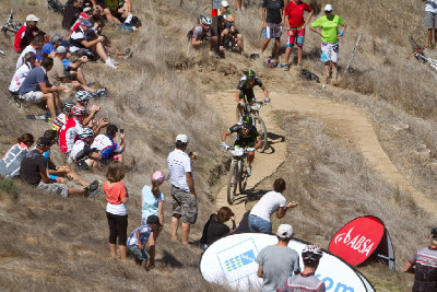 mohutně povzbuzovaní Kevin Evans a David George