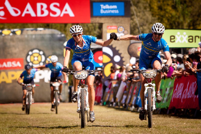 finišující Jana Martinková a Jiří Beneš