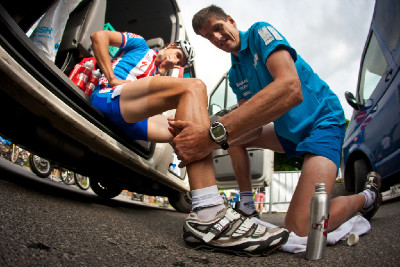 Jirka Novák před startem v péči Viktora Zapletala