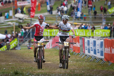 Christoph Sauser dojíždí svůj poslední závod SP