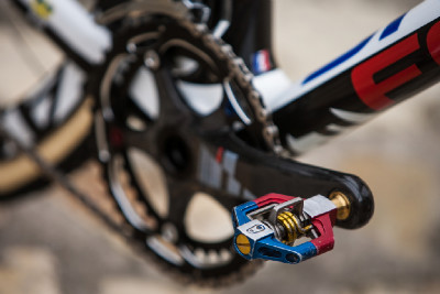  Crank Brothers Candy 11 v amerických barvách