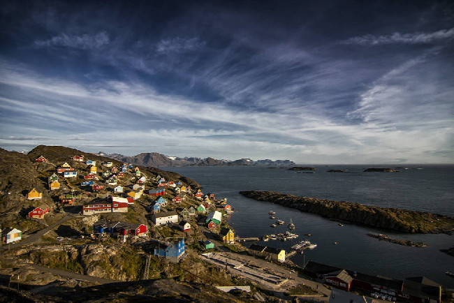 Petr Kraus v Grónsku - takové malé a barevné městečko Sisimiut