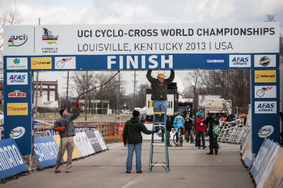 přípravy na první mistrák v Americe vrcholí