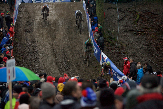 na uklouzaném nahýnku celkem fičák