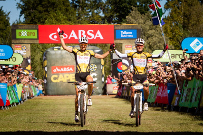 Burry Stander a Christoph Sauser obhajují triumf na Cape Epic 2012