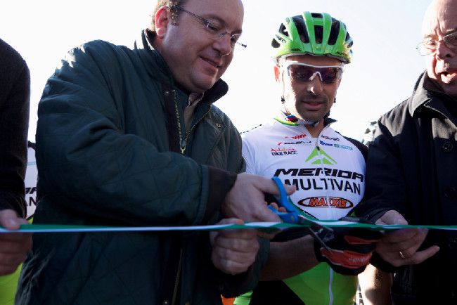 Tvář závodu Jose Antonio Hermida slavnostně otevírá letošní ročník