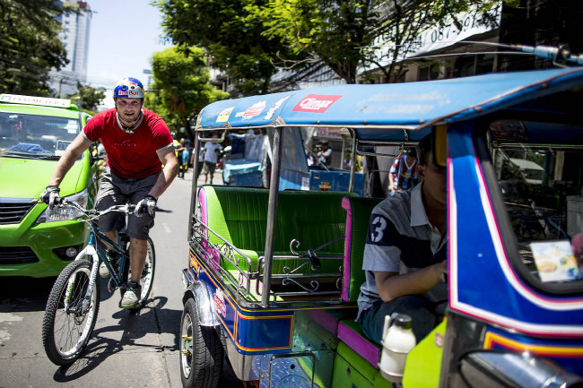Petr Kraus v Bankoku