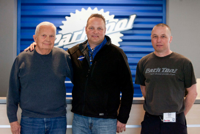 zleva: Howard Hawkins, Erik Hawkins a Petr Kuba