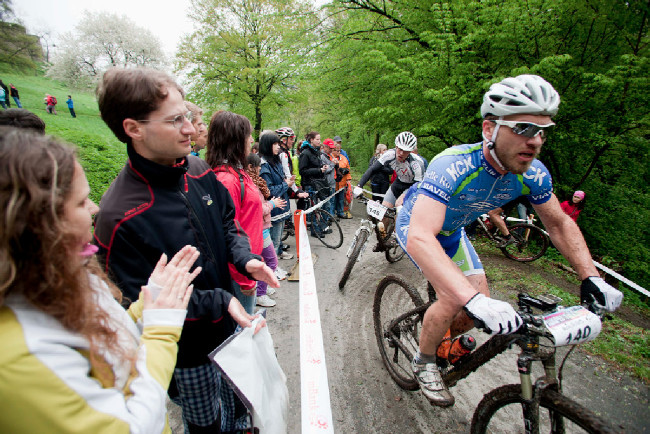 kolem hradu to žilo a fandilo se