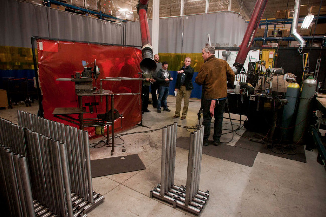 legendární svářeč Johny vaří pro Park Tool už 36 let!