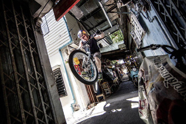 Petr Kraus v Bankoku