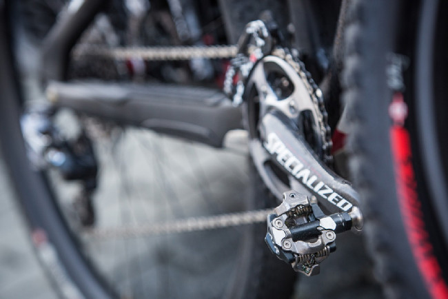 Jaroslav Kulhavý nastoupil s novými pedály, Look vyměnil za Shimano