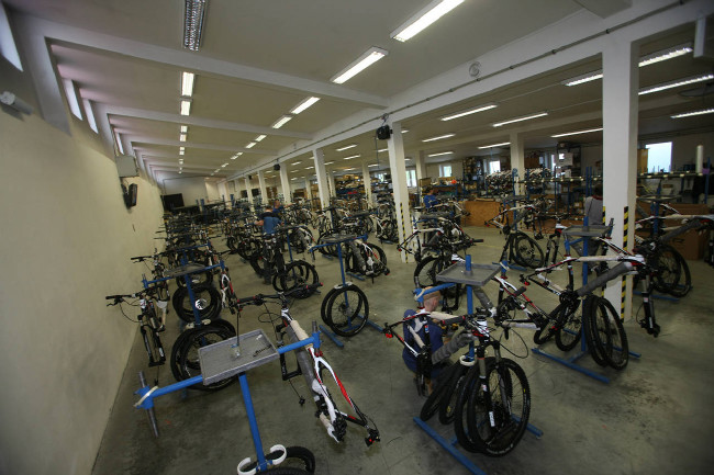 návštěva 4Ever montážní hala