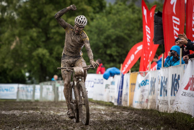 Gerashchenko vítězí