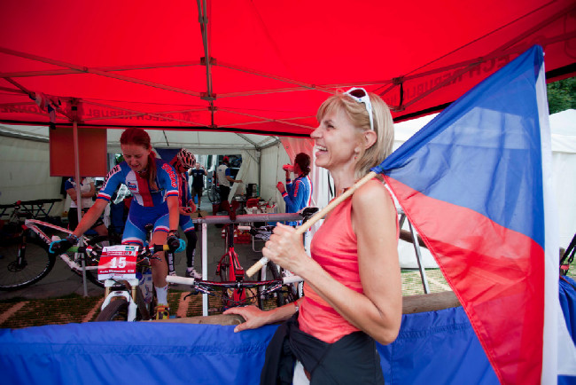 polovina fanclubu Karly Štěpánové