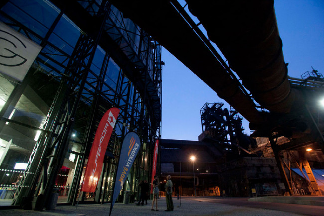 část prezentace se odehrávala v bývalém plynojemu