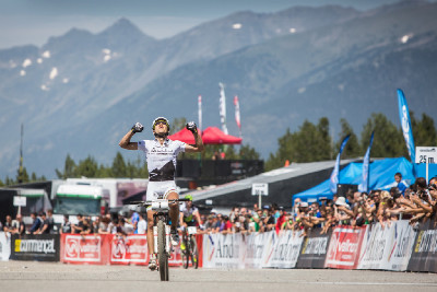 Nino Schurter znovu vítězí