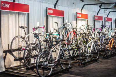 dámský silničářský koutek