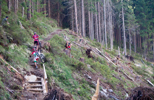 Těžký úsek od Zeleného potoka