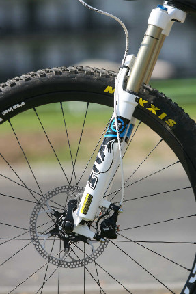 GT Sensor Carbon Pro