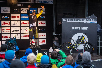 Gee Atherton pojede poslední závod v dresu lídra