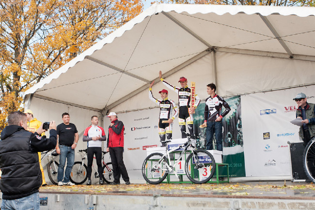  - nejlepší trojice