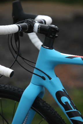 Giant TCX Advanced 1