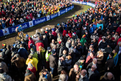 Wout van Aert míří pro vítězství