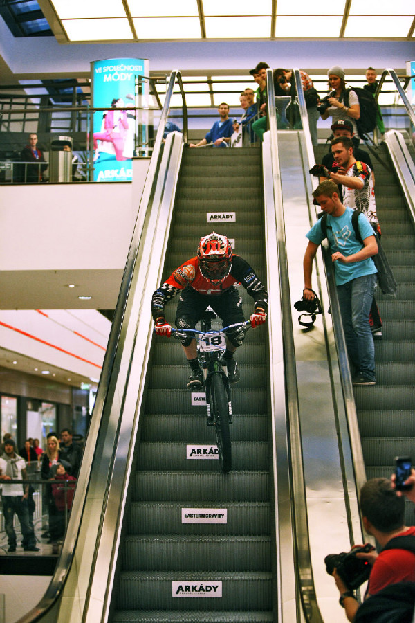 Arkády Downmall 2014