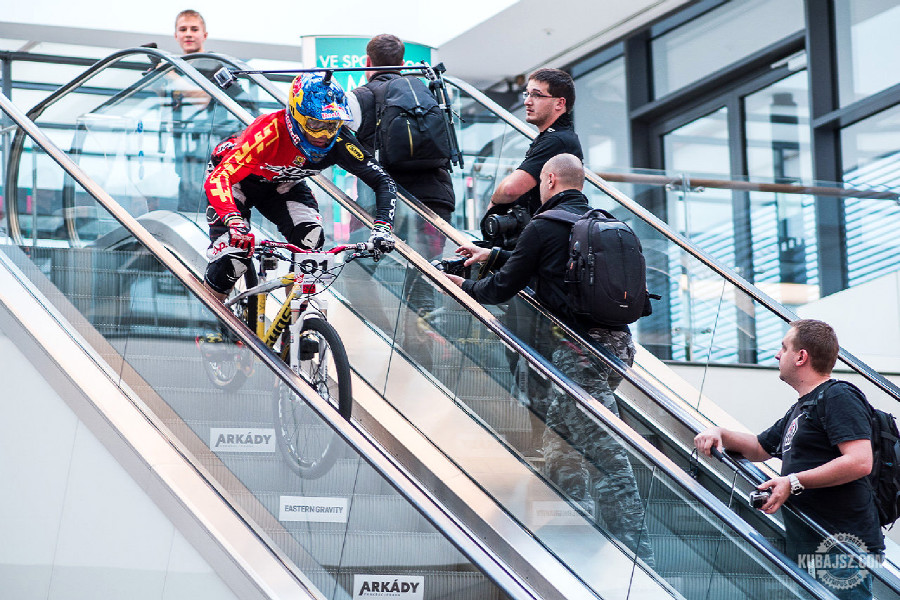 Arkády Downmall 2014 Tomáš Slavík