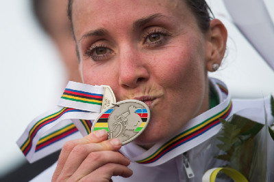  stříbrná Eva Lechner