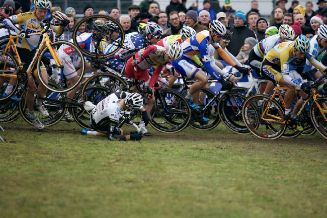 Start doprovázely problémy