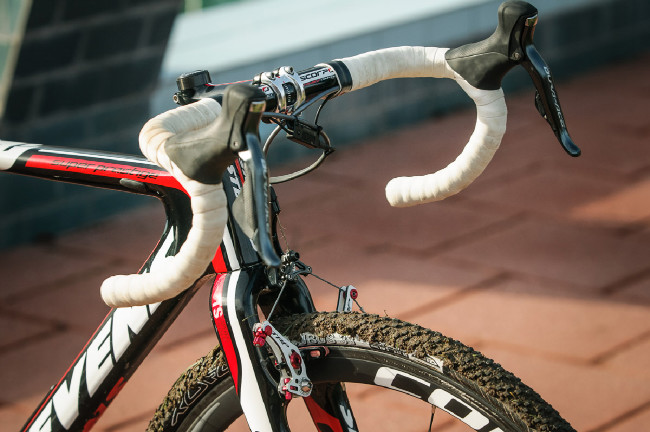 Závodní stroj mistra ČR v cyklokrosu Martina Bíny: Stevens Super Prestige