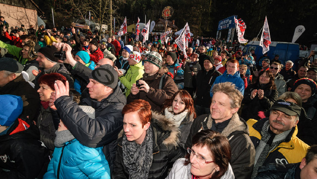MCŘ v cyklokrosu, Loštice 2014: fanoušků se v Lošticích sešlo opravdu hodně
