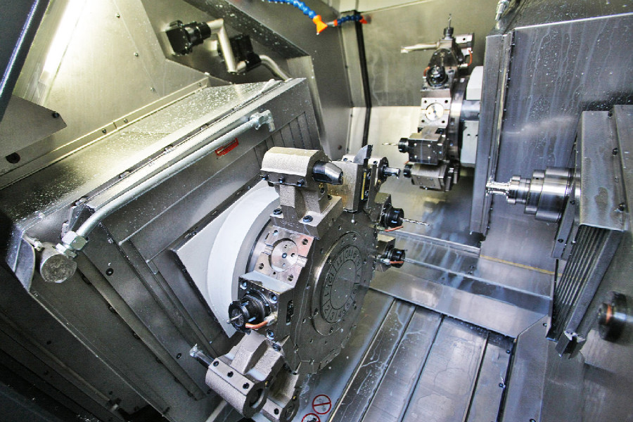 Remerx - jedna ze dvou nástrojových hlav. Vejde se do ní až 12 nástrojů