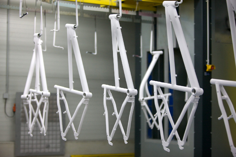 Na návštěvě v Leader Foxu - lakovna