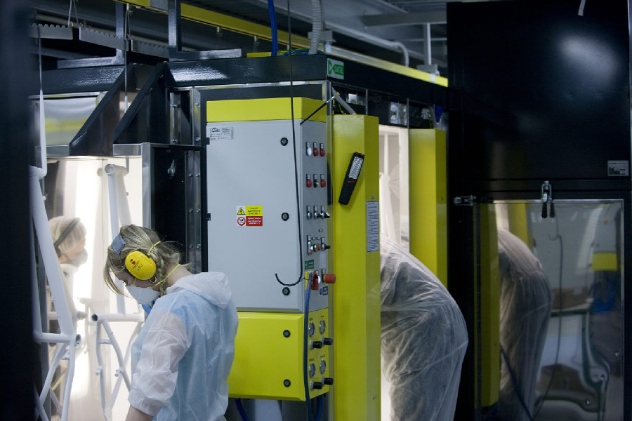 Na návštěvě v Leader Foxu - lakovna