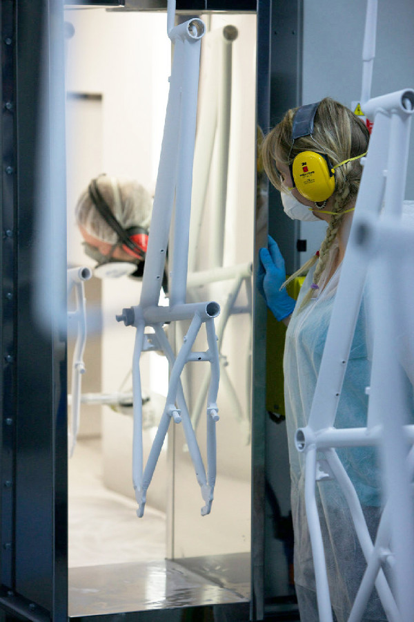 Na návštěvě v Leader Foxu - lakovna