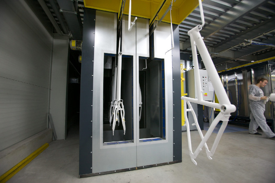 Na návštěvě v Leader Foxu - lakovna